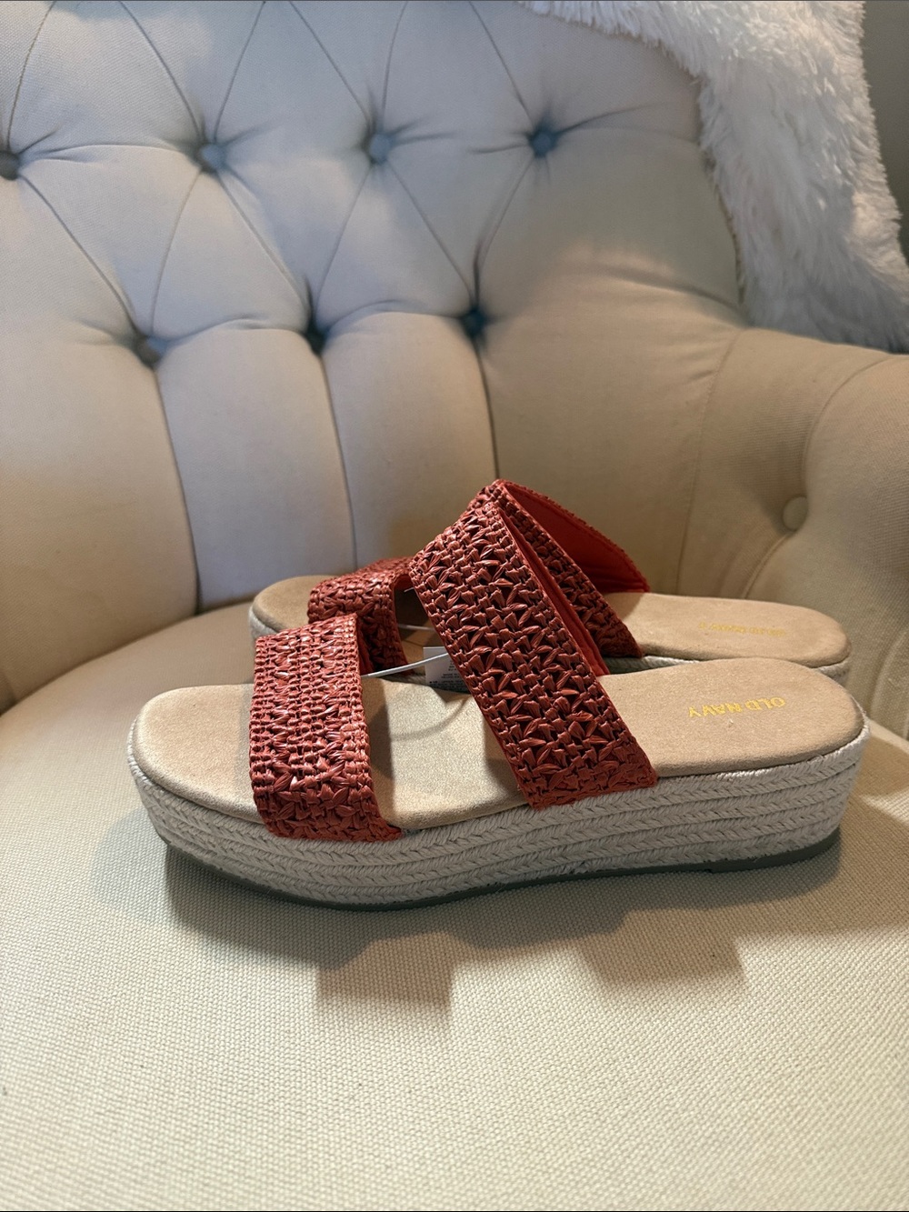 Old Navy Woven Strappy Platform Sandals - Brick Red